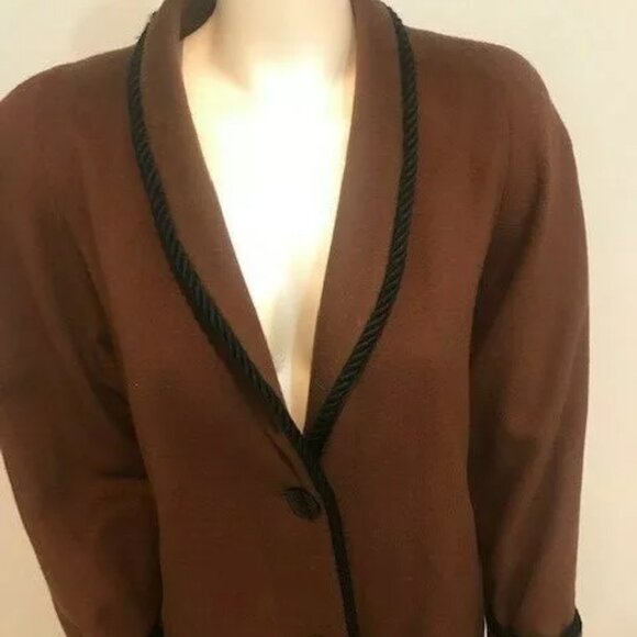 Designs by Projections Trench - Picture 4 of 7